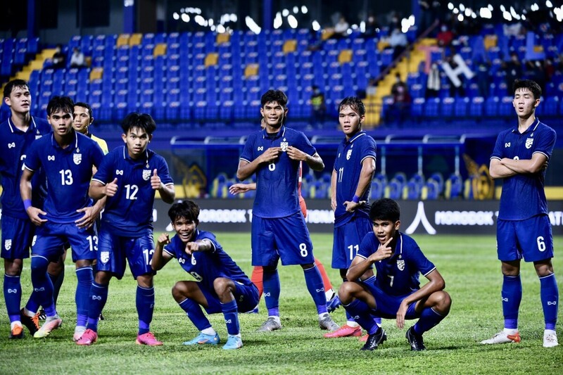 Lào vs Thái Lan - Voi Chiến thị uy sức mạnh